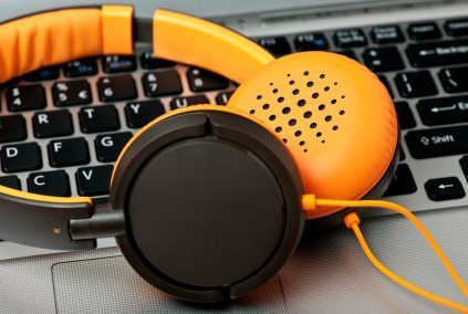 7 Church Tech Podcasts to Listen to